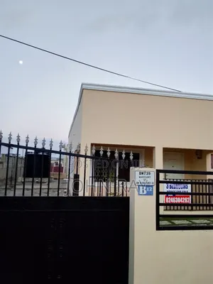 Furnished 3bdrm Apartment in Noble Estate, Sakumono for sale