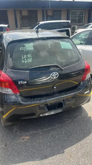 Toyota Vitz 2010 Black