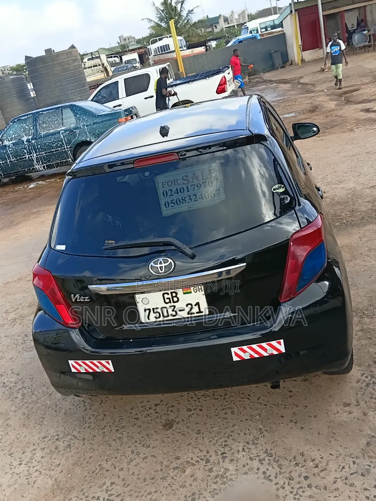 Toyota Vitz 2013 Black