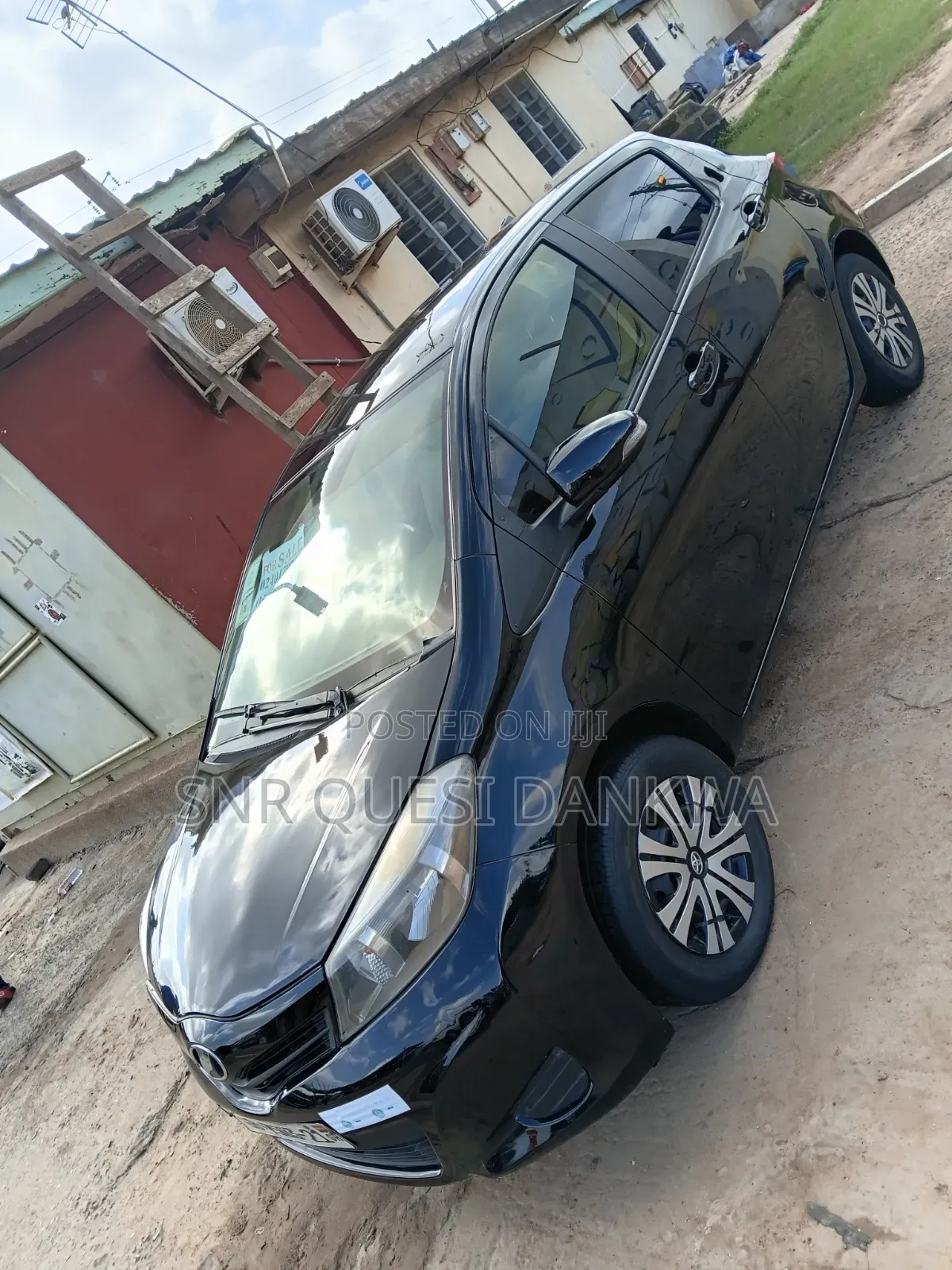 Toyota Vitz 2013 Black