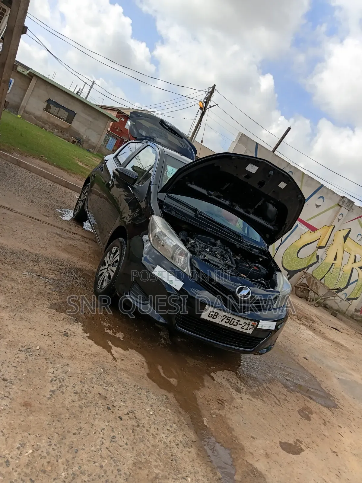 Toyota Vitz 2013 Black