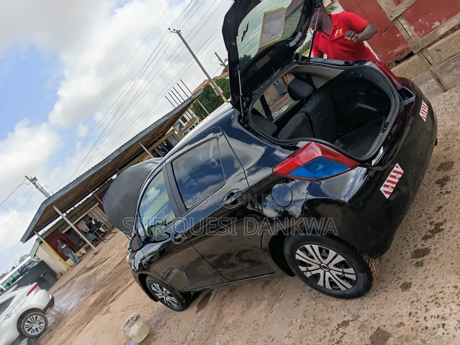 Toyota Vitz 2013 Black