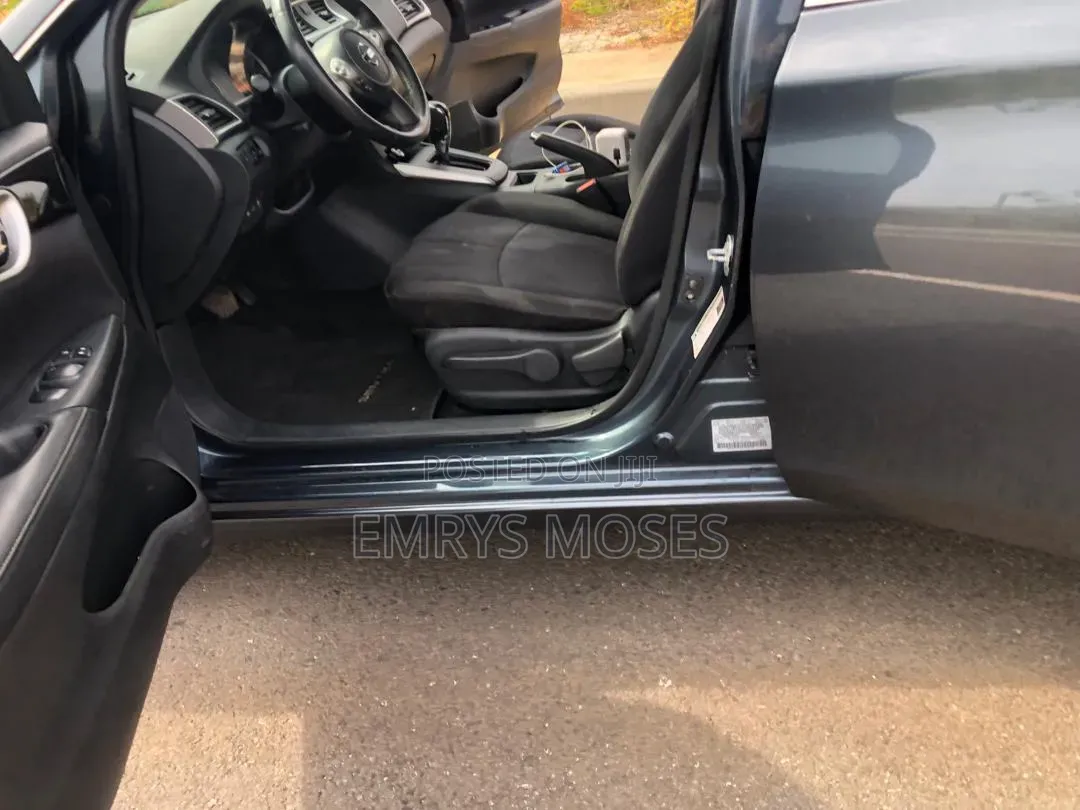 Nissan Sentra SV 2016 Black