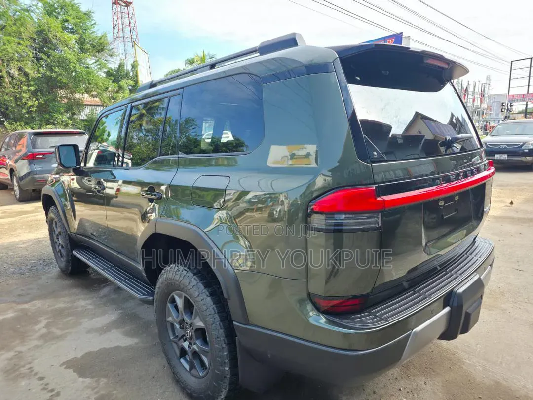 New Lexus GX 2025 Green
