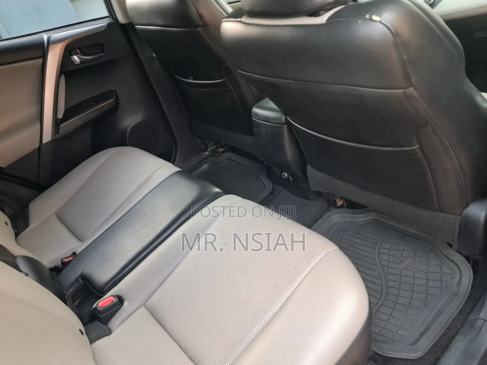 Toyota RAV4 2017 Gray