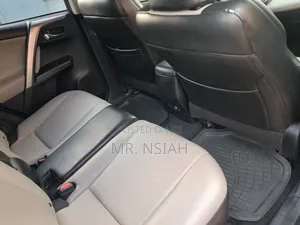 Toyota RAV4 2017 Gray