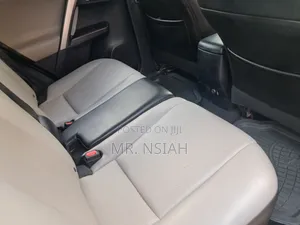 Toyota RAV4 2017 Gray