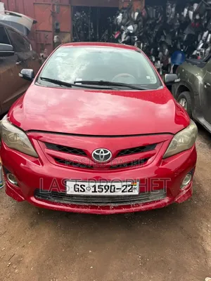 Toyota Corolla 2013 Red