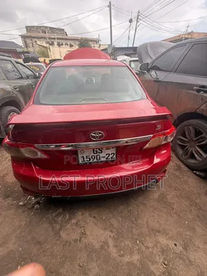 Toyota Corolla 2013 Red