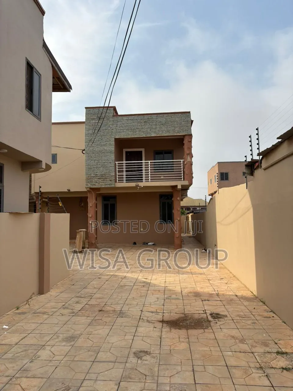 3bdrm Duplex in Wisa Group, Accra Metropolitan for rent