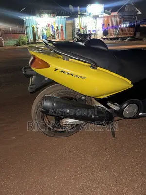 Yamaha 2015 Yellow