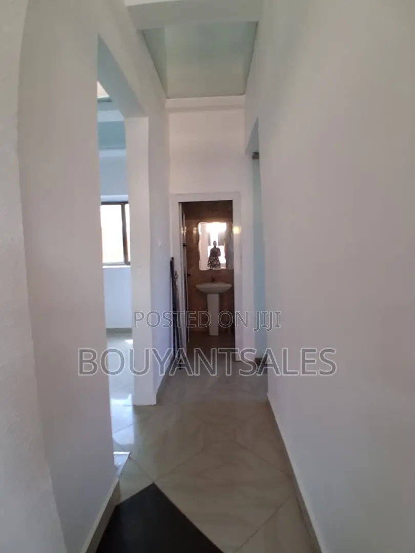 2bdrm Apartment in Agbogba for rent