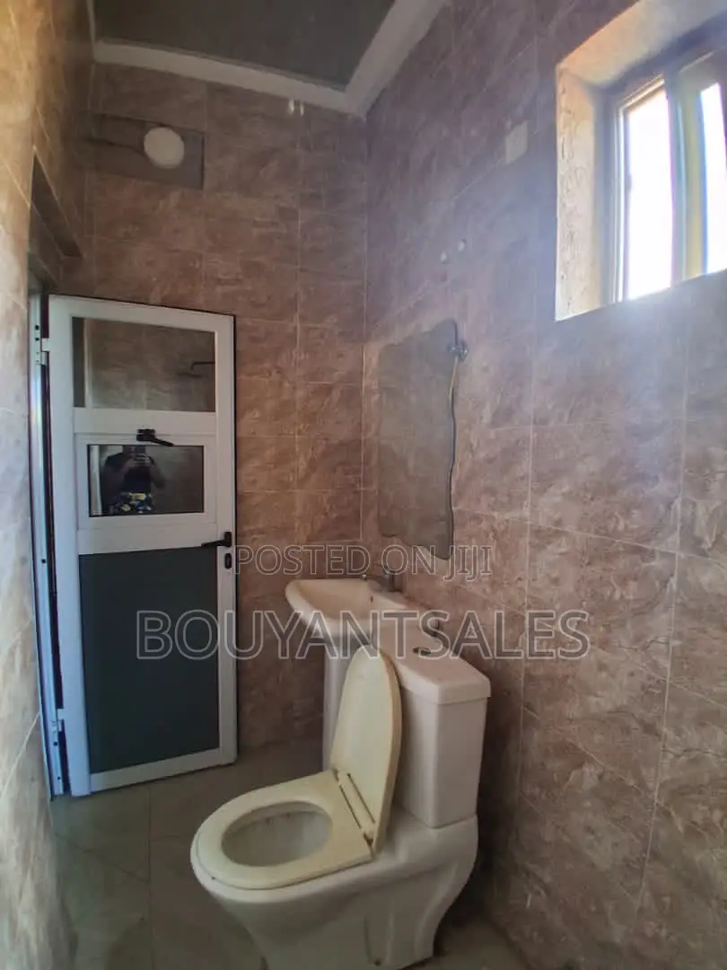 2bdrm Apartment in Agbogba for rent