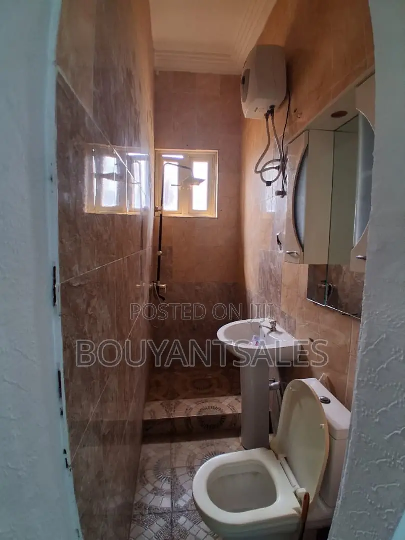 2bdrm Apartment in Agbogba for rent