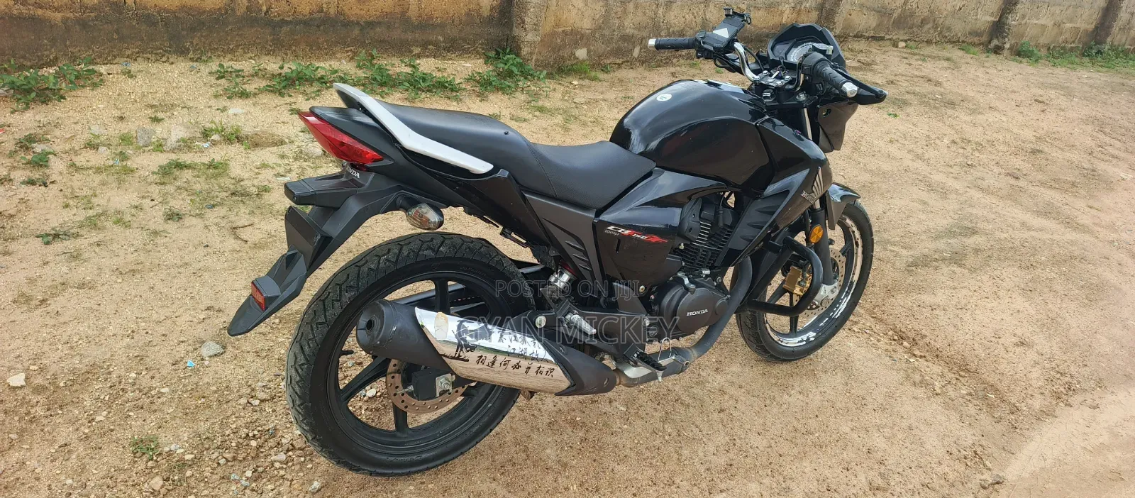 Honda CB 2022 Black