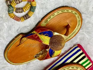 Ahenema Slippers With Embroidery
