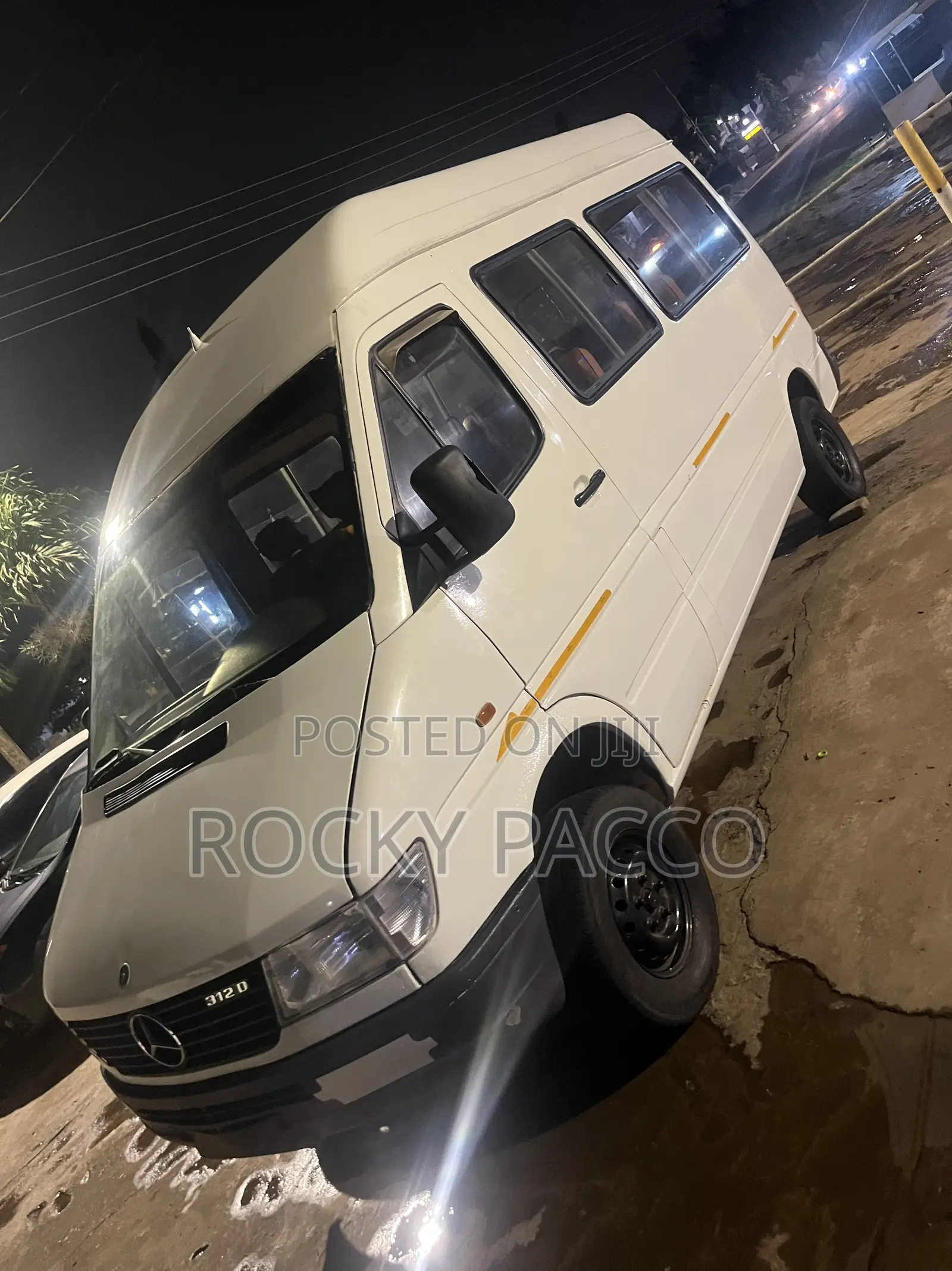Mercedes-Benz Sprinter 2010 White