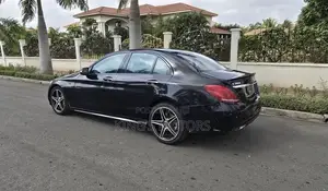Mercedes-Benz C300 Base 4Matic Sedan AWD (2.0L 4cyl 7A) 2017 Black