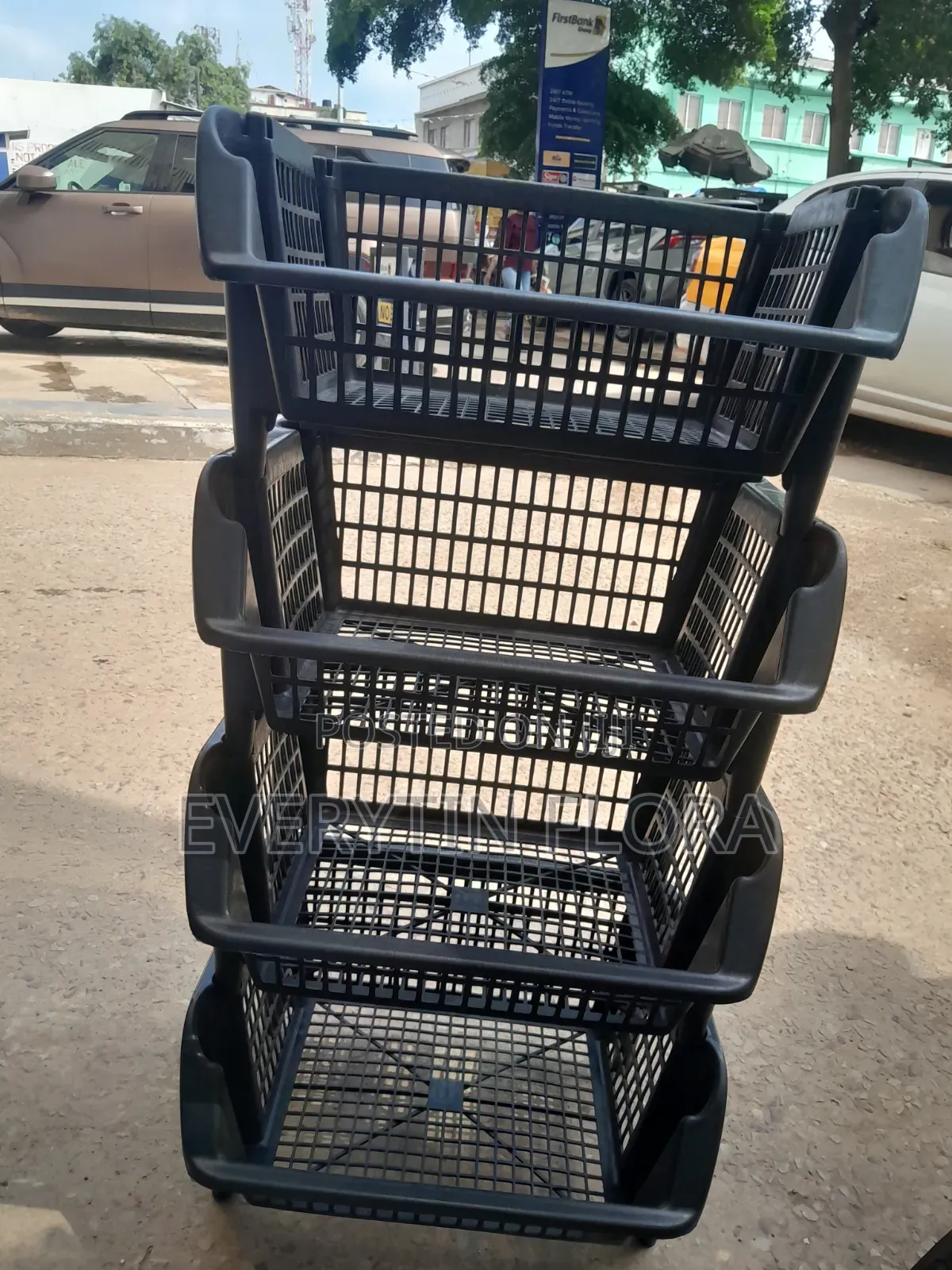 Stackable Plastic Storage Basket –Organizer*