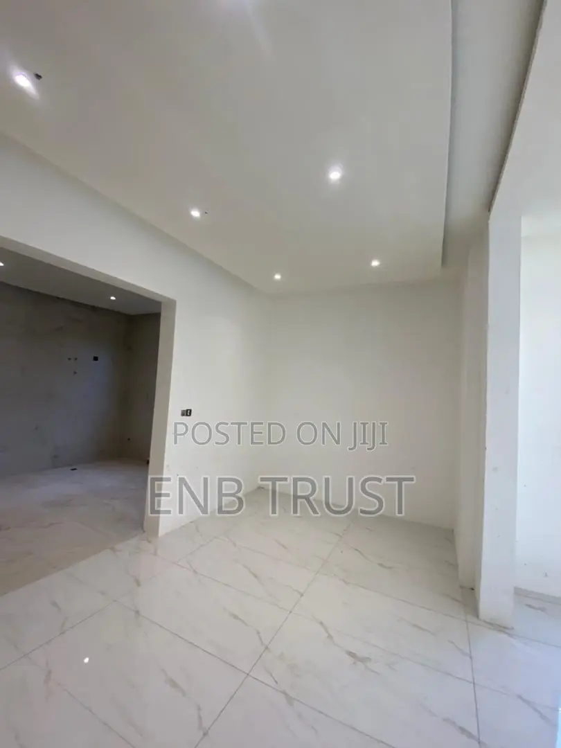 4bdrm Duplex in East Legon, A&C Mall Area for sale