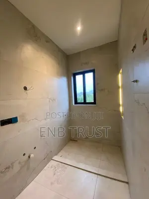 4bdrm Duplex in East Legon, A&C Mall Area for sale