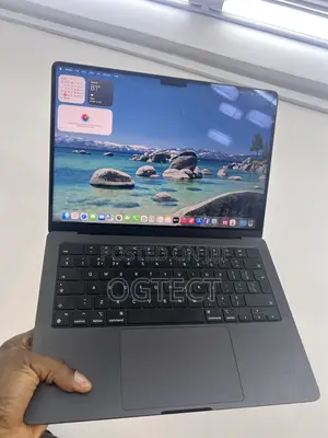 Laptop Apple MacBook Pro 2024 M4 16GB Apple M4 SSD 512GB