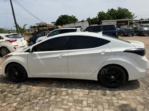Hyundai Elantra Limited 4dr Sedan (1.8L 4cyl 6A) 2014 White