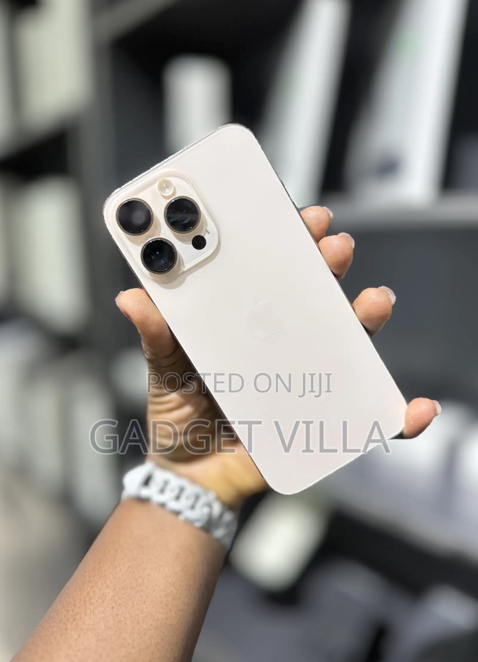 Apple iPhone 16 Pro Max 256 GB Gold