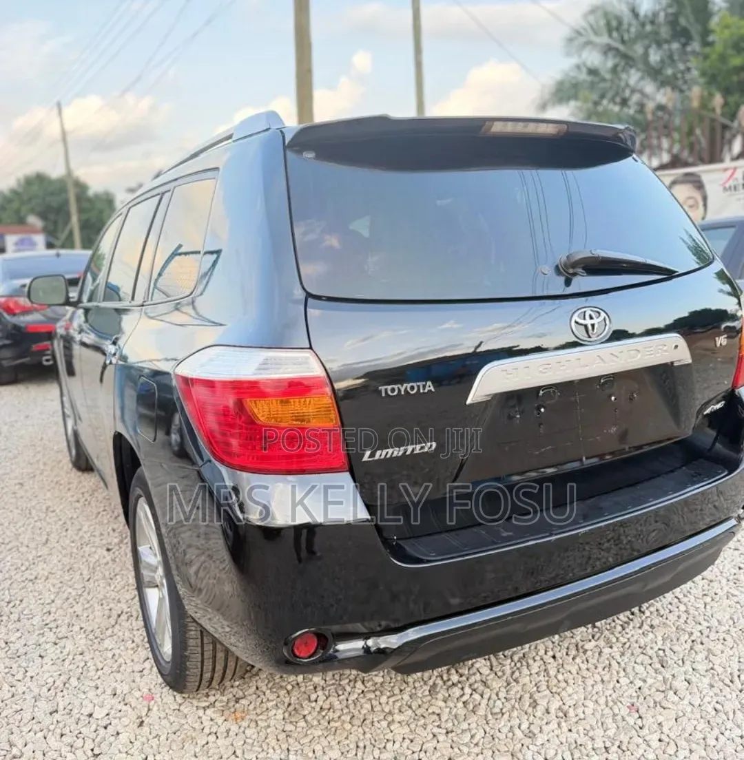 Toyota Highlander 2010 Black