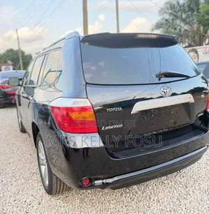 Toyota Highlander 2010 Black
