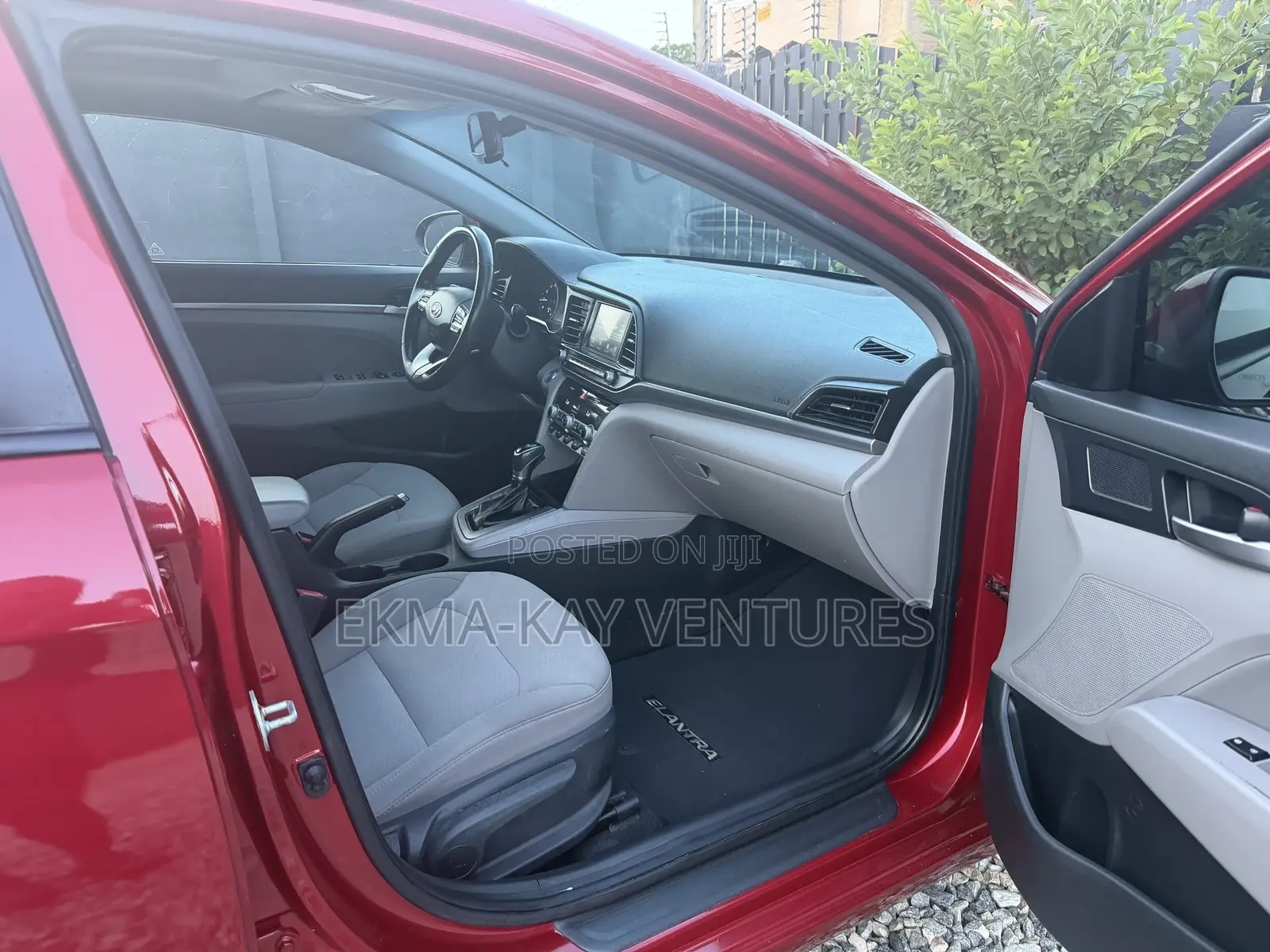 Hyundai Elantra SEL 2020 Red