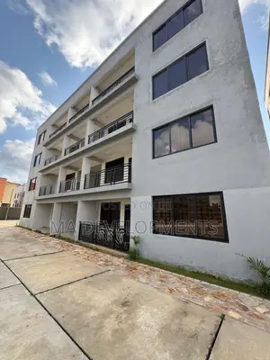 3bdrm Apartment in Madev Realty, Achimota for rent