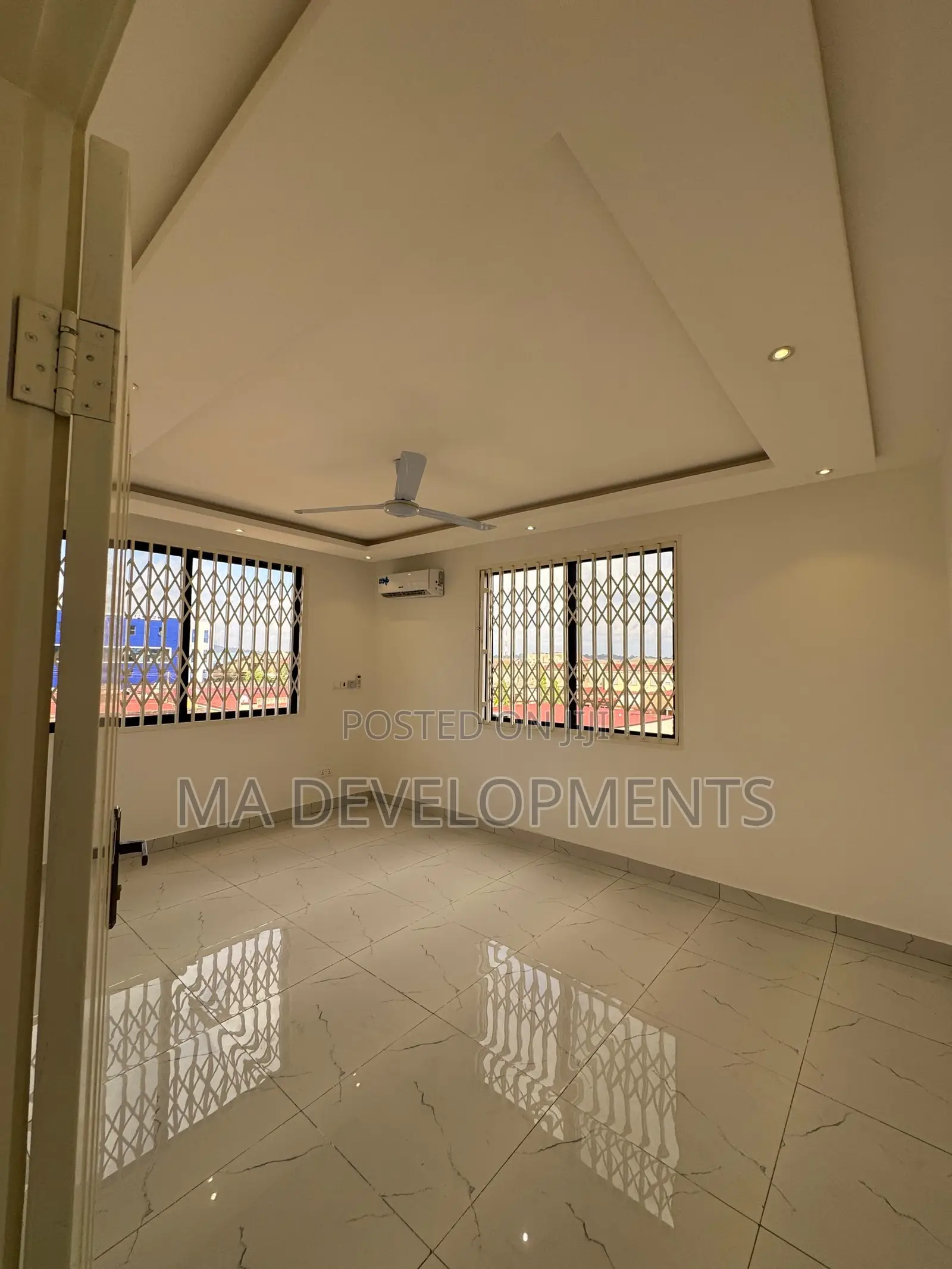 3bdrm Apartment in Madev Realty, Achimota for rent