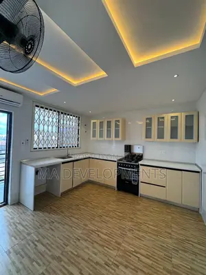 3bdrm Apartment in Madev Realty, Achimota for rent