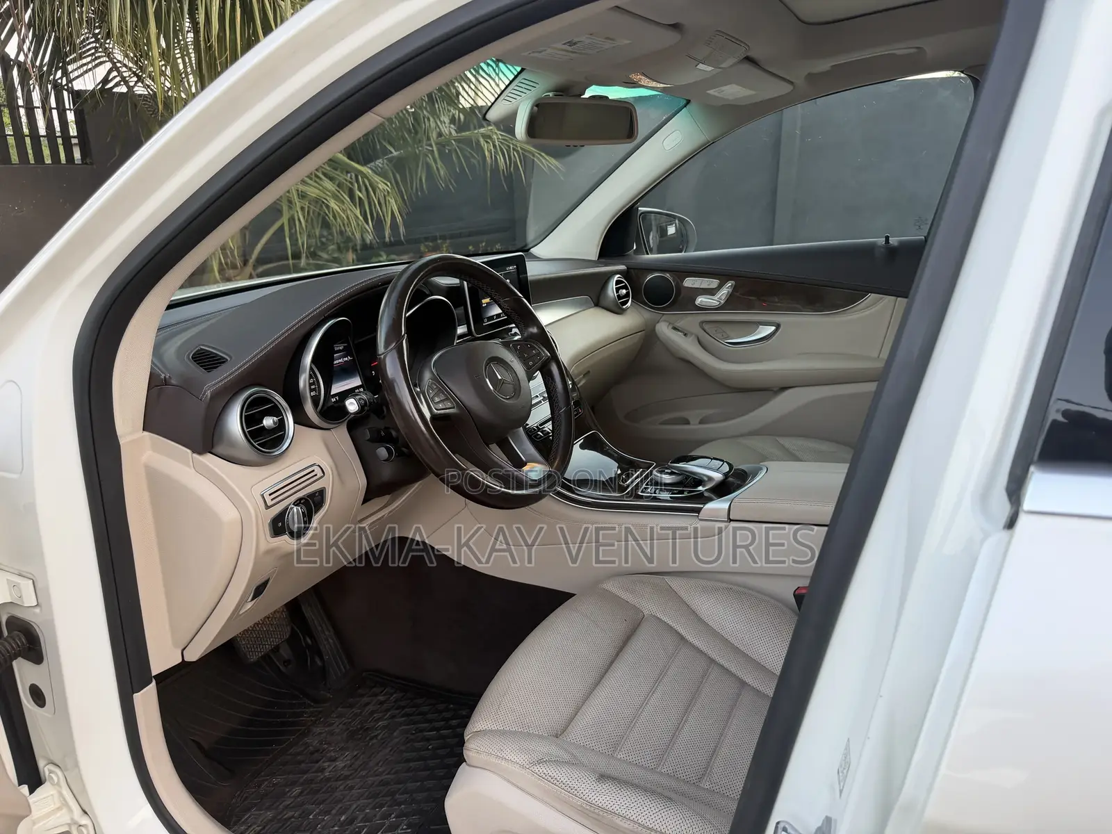 Mercedes-Benz GLC-Class 2016 White