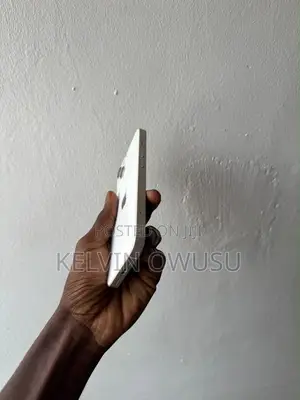 Apple iPhone 13 128 GB White