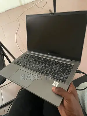 Laptop HP ZBook Firefly 14 G7 16GB Intel Core i7 SSD 512GB