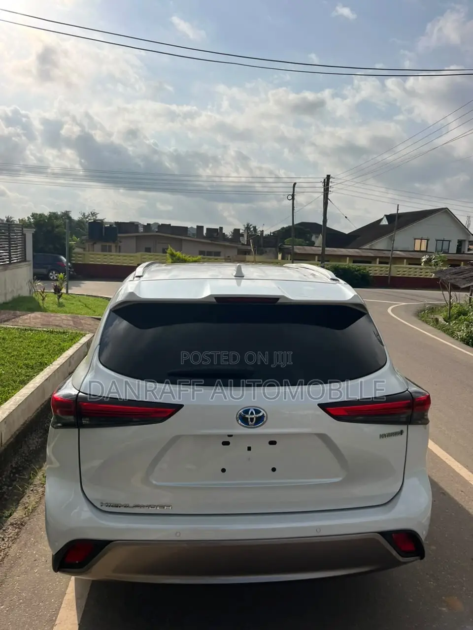 Toyota Highlander XLE FWD 2023 White