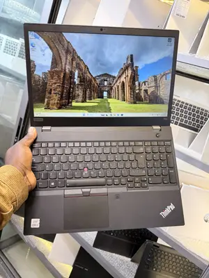 Laptop Lenovo ThinkPad P15s 16GB Intel Core i7 SSD 512GB