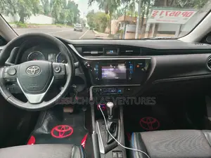 Toyota Corolla 2017 Red