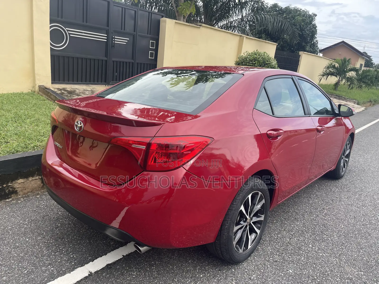 Toyota Corolla 2017 Red