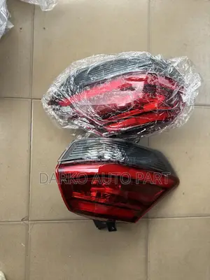Nissan Rogue 2017-2018 Taillight Pair Available