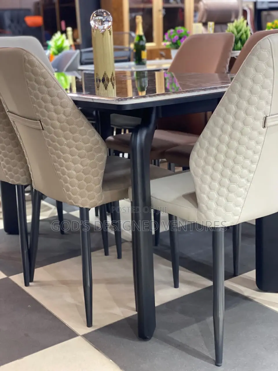 Classic and Modern 6 Seater Marble Dining