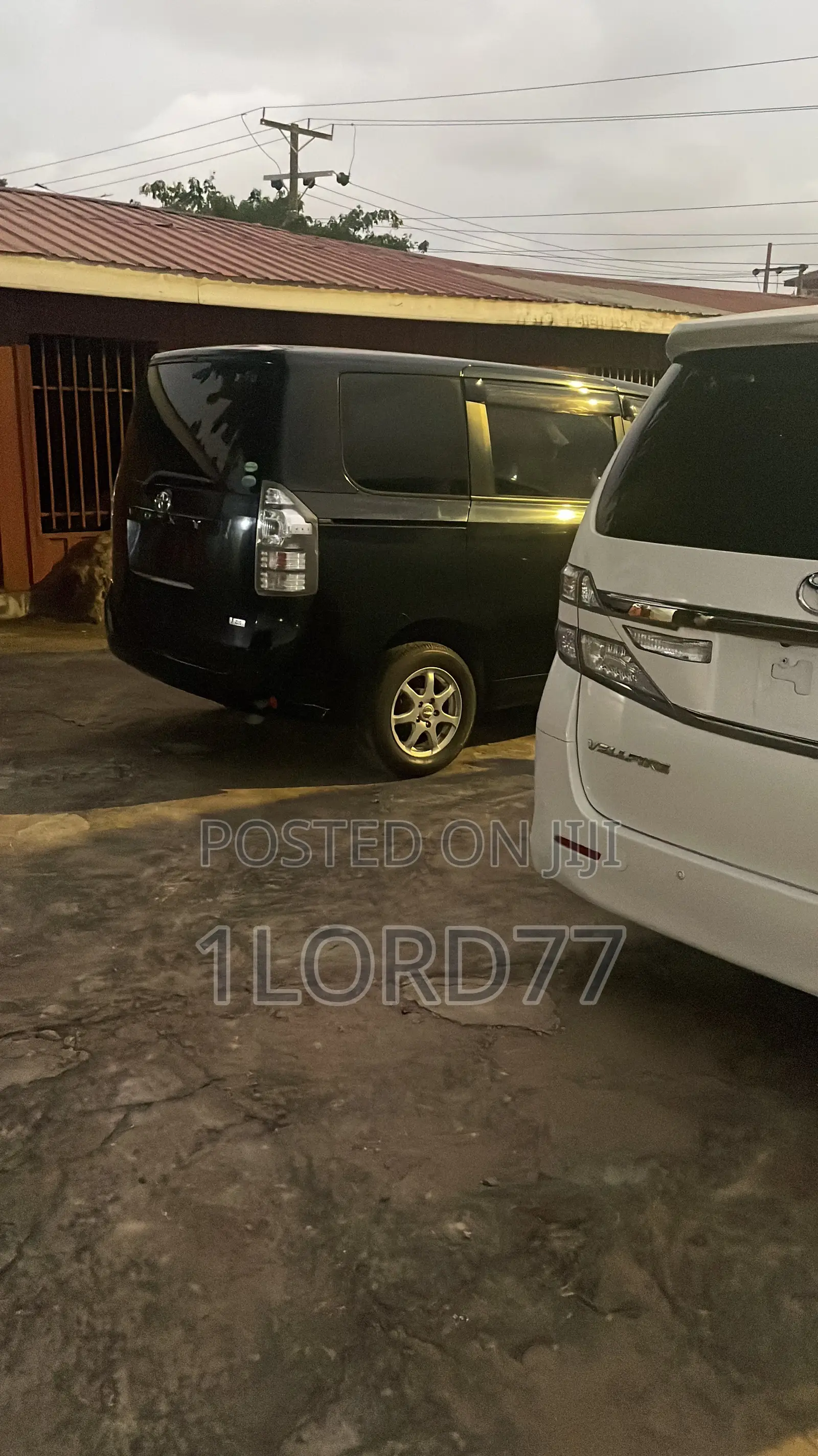 Toyota Voxy 2013 Black