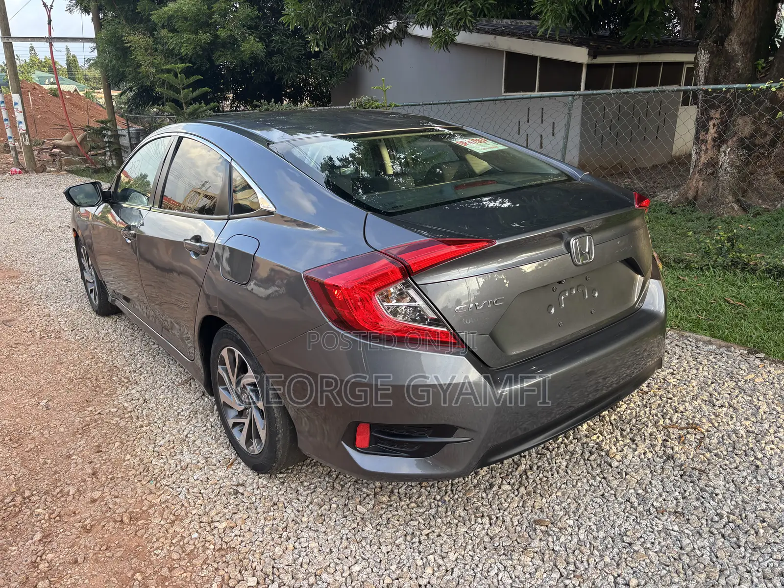 Honda Civic EX 4dr Sedan (1.5L 4cyl) 2016 Gray
