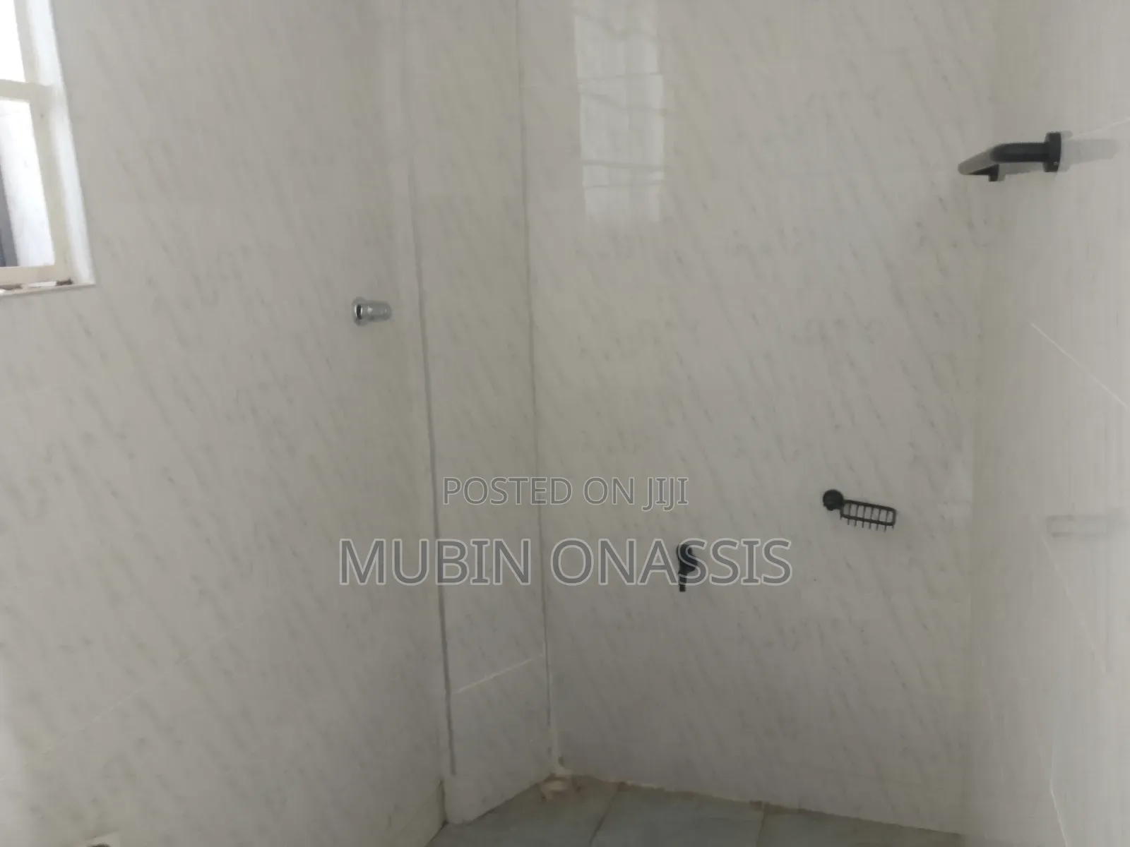 1bdrm Apartment in Items Property, Barrier for rent