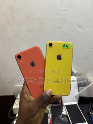 Apple iPhone XR 64 GB Yellow