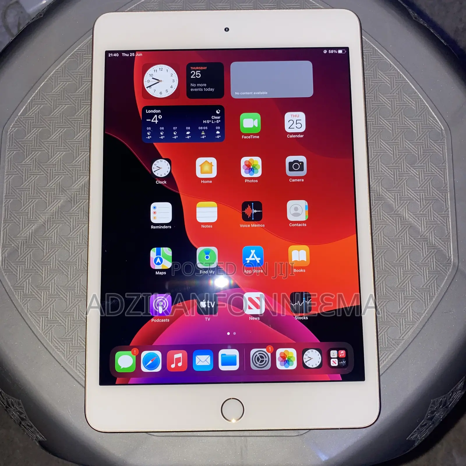 Apple iPad mini 4 128 GB White