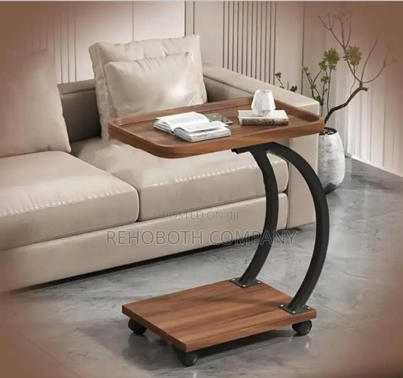 Curve Side Table