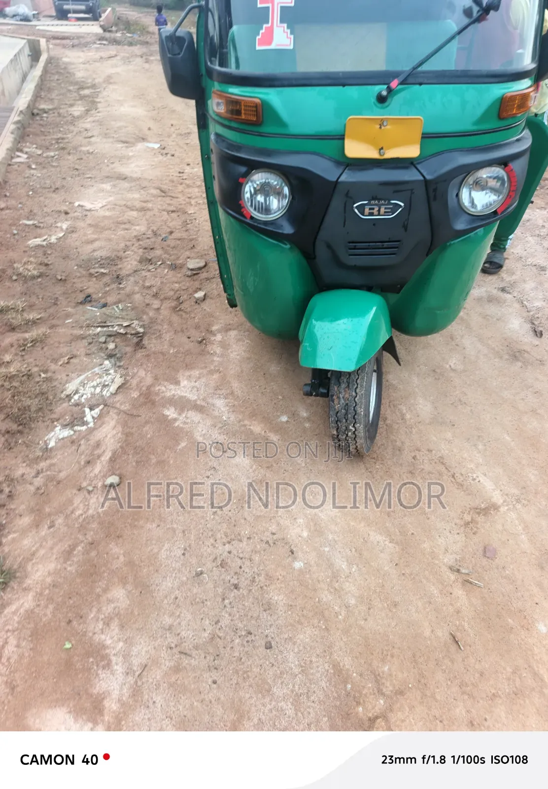Bajaj RE 2025 Green